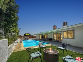 5810 S Halm Avenue, Los Angeles CA 90056