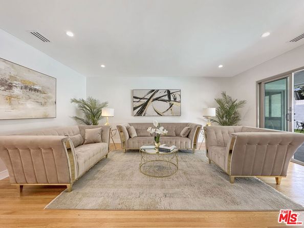 5810 S Halm Avenue, Los Angeles CA 90056