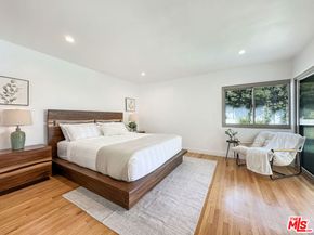 5810 S Halm Avenue, Los Angeles CA 90056