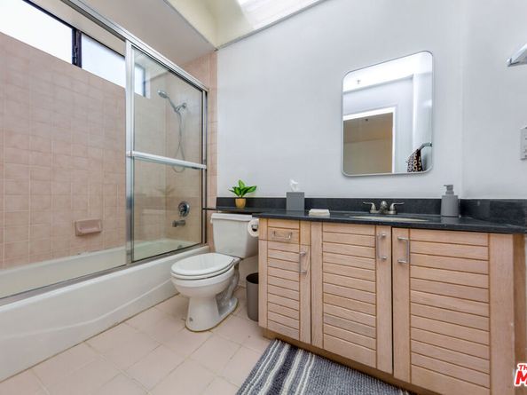 1851 Veteran Avenue 203, Los Angeles CA 90025