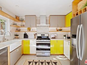 3379 Stewart Avenue, Los Angeles CA 90066