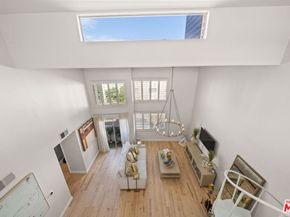 11822 Goshen Avenue 301, Los Angeles CA 90049
