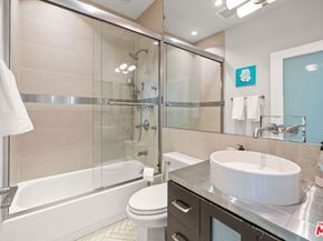 11822 Goshen Avenue 301, Los Angeles CA 90049