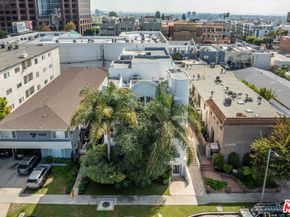 11822 Goshen Avenue 301, Los Angeles CA 90049