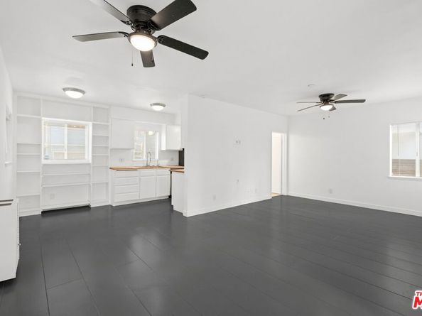 427 Sherman Canal, Venice CA 90291