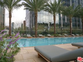 877 Francisco Street 1003, Los Angeles CA 90017