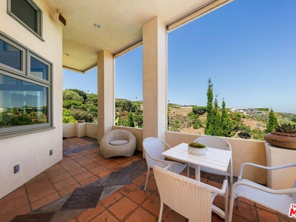 1058 Vista Grande Drive, Pacific Palisades CA 90272
