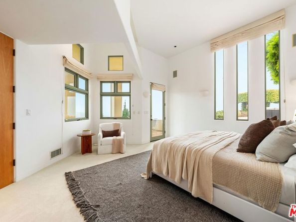 1058 Vista Grande Drive, Pacific Palisades CA 90272