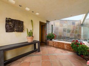 1058 Vista Grande Drive, Pacific Palisades CA 90272