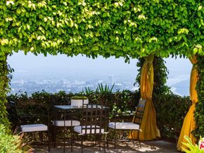 1058 Vista Grande Drive, Pacific Palisades CA 90272