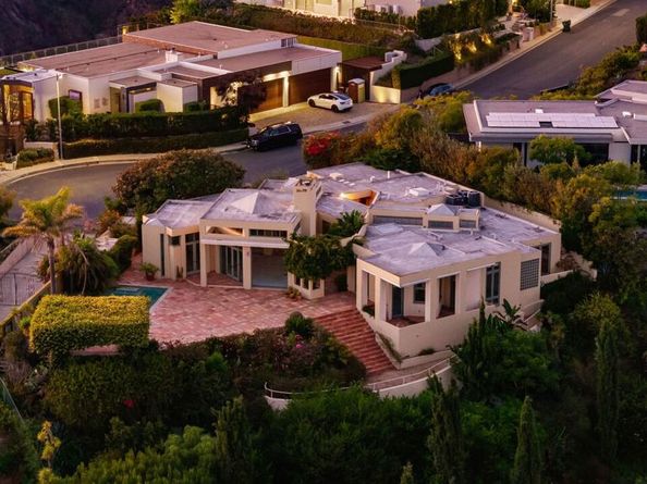 1058 Vista Grande Drive, Pacific Palisades CA 90272