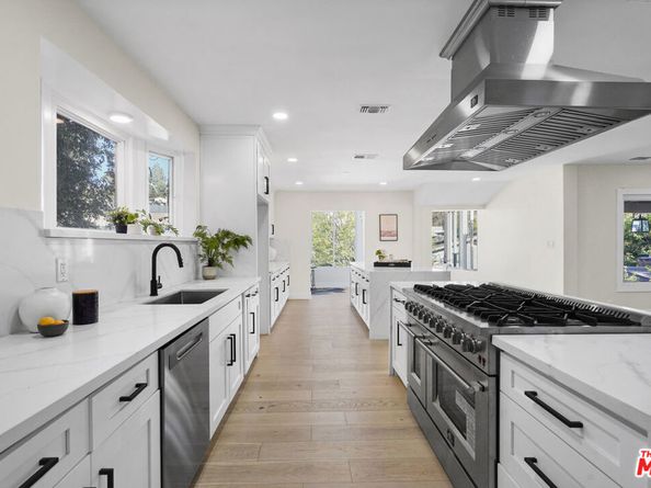 3319 Floyd Terrace, Los Angeles CA 90068