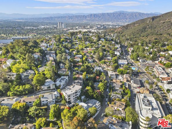 3319 Floyd Terrace, Los Angeles CA 90068