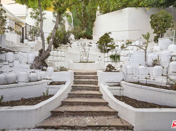 3319 Floyd Terrace, Los Angeles CA 90068