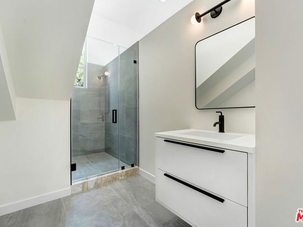 3761 Glenridge Drive, Sherman Oaks CA 91423