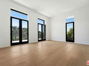 3761 Glenridge Drive, Sherman Oaks CA 91423