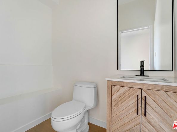 3761 Glenridge Drive, Sherman Oaks CA 91423