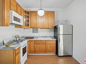 1527 Bainum Drive, Topanga CA 90290