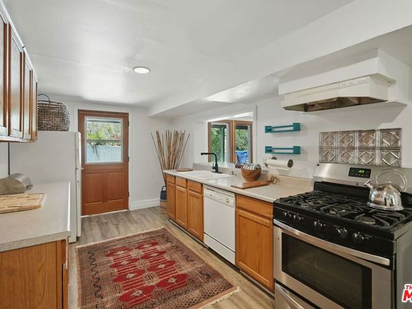 1527 Bainum Drive, Topanga CA 90290