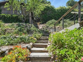 1527 Bainum Drive, Topanga CA 90290