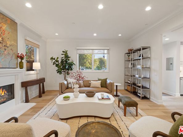 1032 3rd Street 101, Santa Monica CA 90403