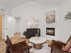 1032 3rd Street 101, Santa Monica CA 90403