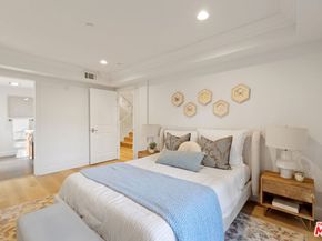 1032 3rd Street 101, Santa Monica CA 90403