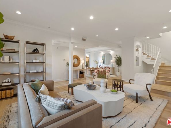 1032 3rd Street 101, Santa Monica CA 90403