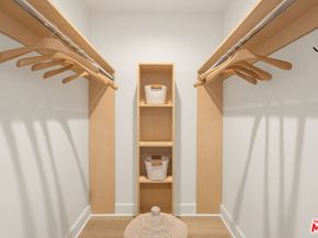 1032 3rd Street 101, Santa Monica CA 90403