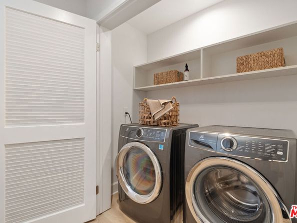 1032 3rd Street 101, Santa Monica CA 90403