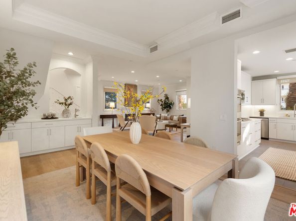 1032 3rd Street 101, Santa Monica CA 90403