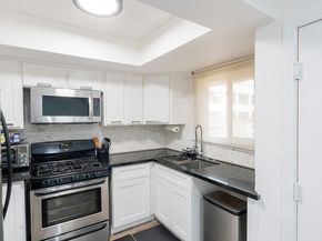 430 N Holliston Avenue 115, Pasadena CA 91106