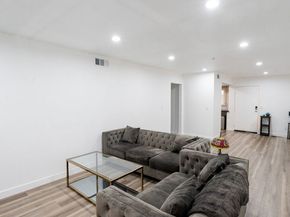 430 N Holliston Avenue 115, Pasadena CA 91106