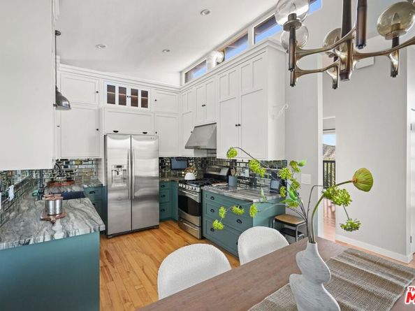 21956 Cereza Way, Topanga CA 90290