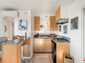 21956 Cereza Way, Topanga CA 90290