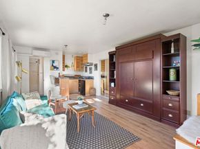 21956 Cereza Way, Topanga CA 90290