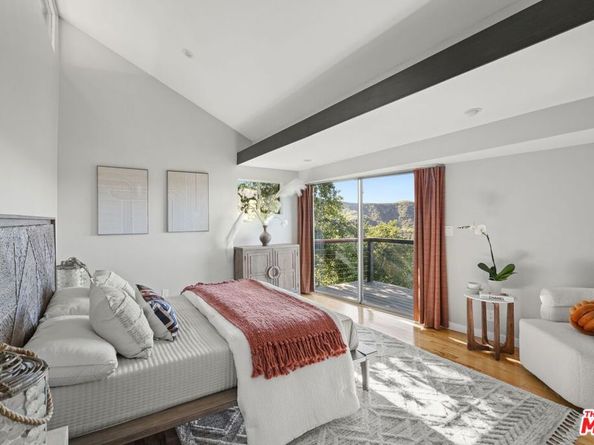 21956 Cereza Way, Topanga CA 90290