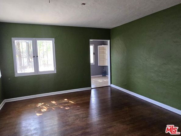 143 S Highland Avenue, Los Angeles CA 90036