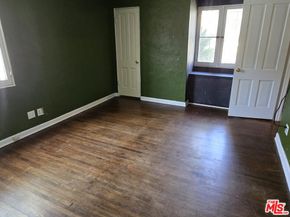 143 S Highland Avenue, Los Angeles CA 90036