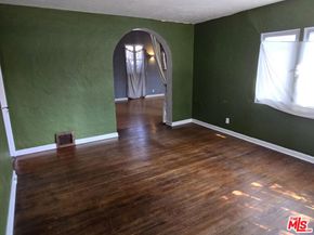 143 S Highland Avenue, Los Angeles CA 90036