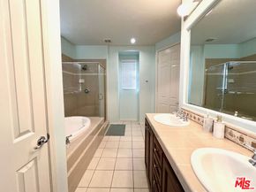 16414 W Nicklaus Drive 146, Sylmar CA 91342