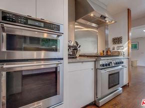 7706 Chandelle Place, Los Angeles CA 90046