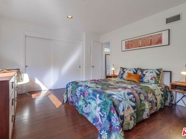 7706 Chandelle Place, Los Angeles CA 90046