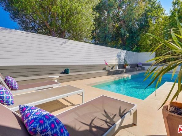 7706 Chandelle Place, Los Angeles CA 90046