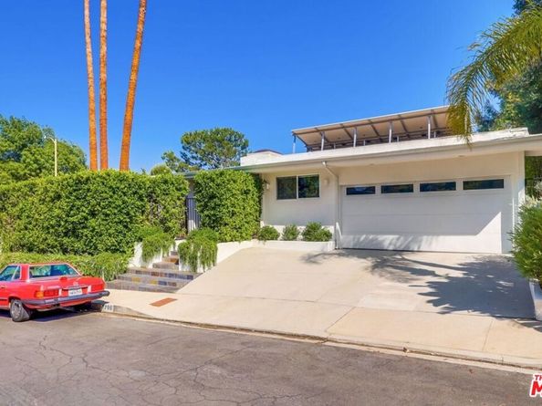 7706 Chandelle Place, Los Angeles CA 90046