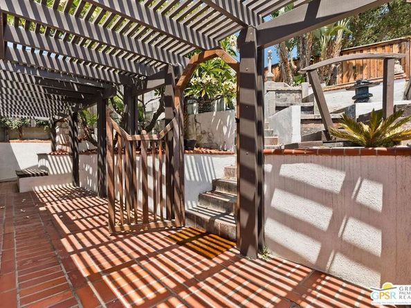 500 Woodbury Road, Glendale CA 91206