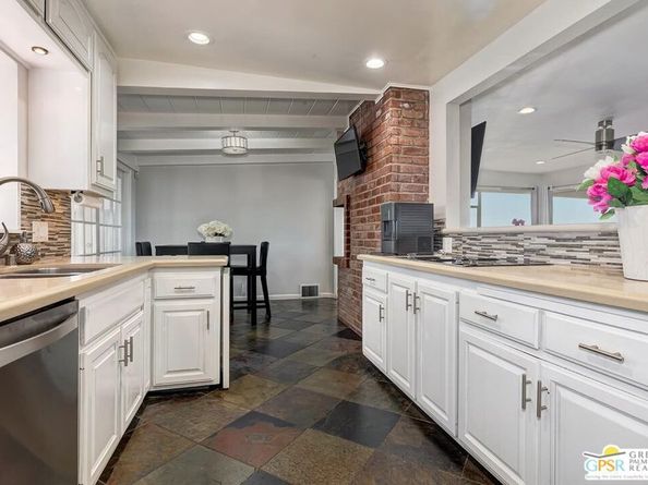 500 Woodbury Road, Glendale CA 91206