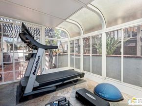 500 Woodbury Road, Glendale CA 91206