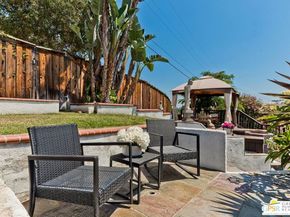 500 Woodbury Road, Glendale CA 91206