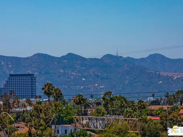 500 Woodbury Road, Glendale CA 91206